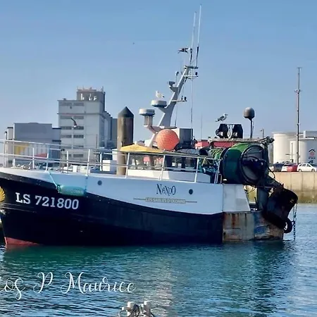 Úszó hotel Louez Notre Bateau Immobilise ! Grosbreuil